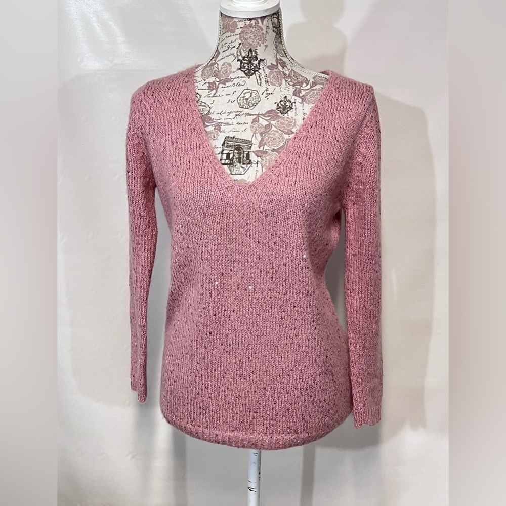 🛍️Pink sequin V-neck knit sweater‎ from JOE FRESH Size S.